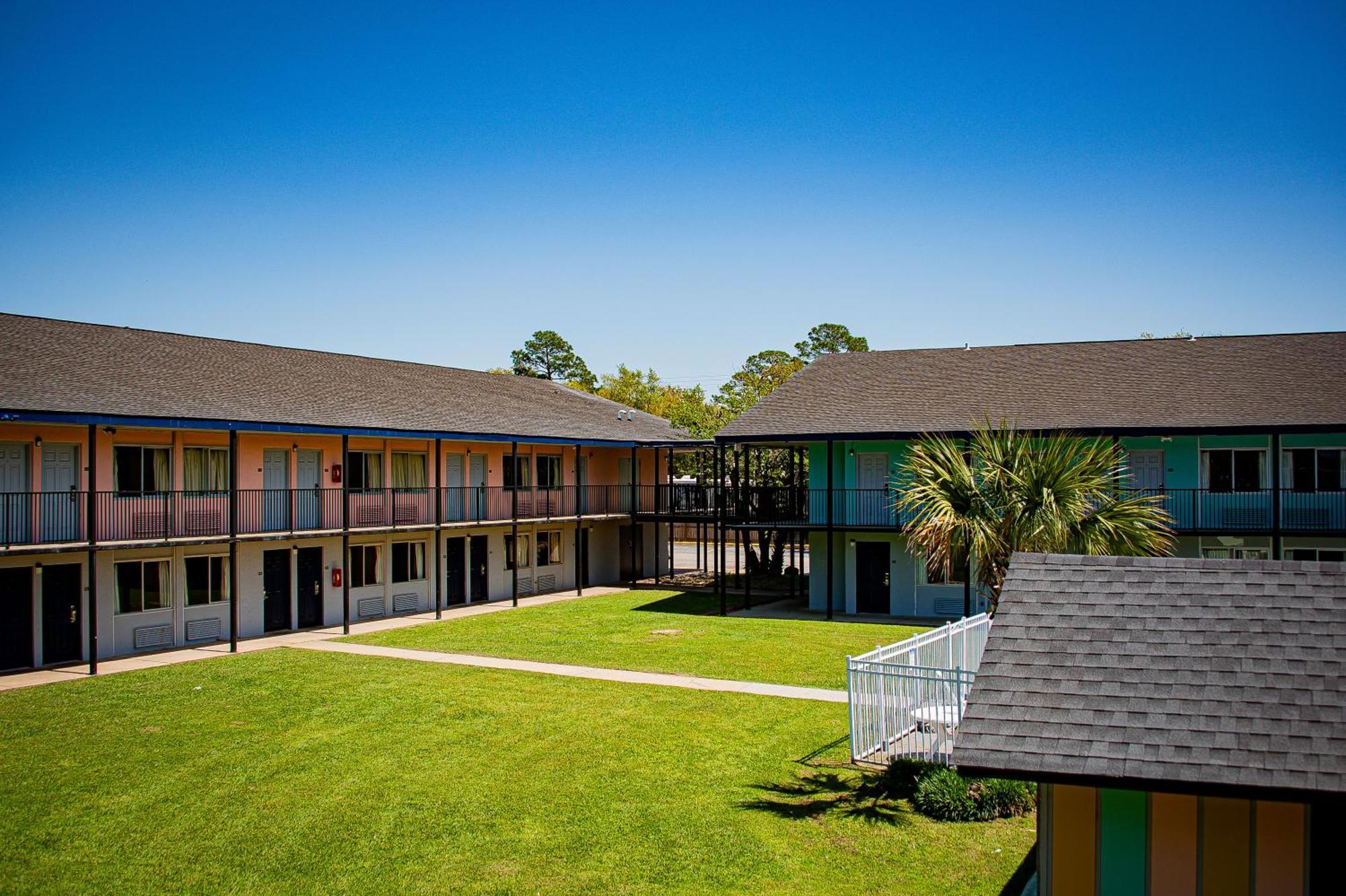 Super 8 By Wyndham Biloxi Μοτέλ Εξωτερικό φωτογραφία